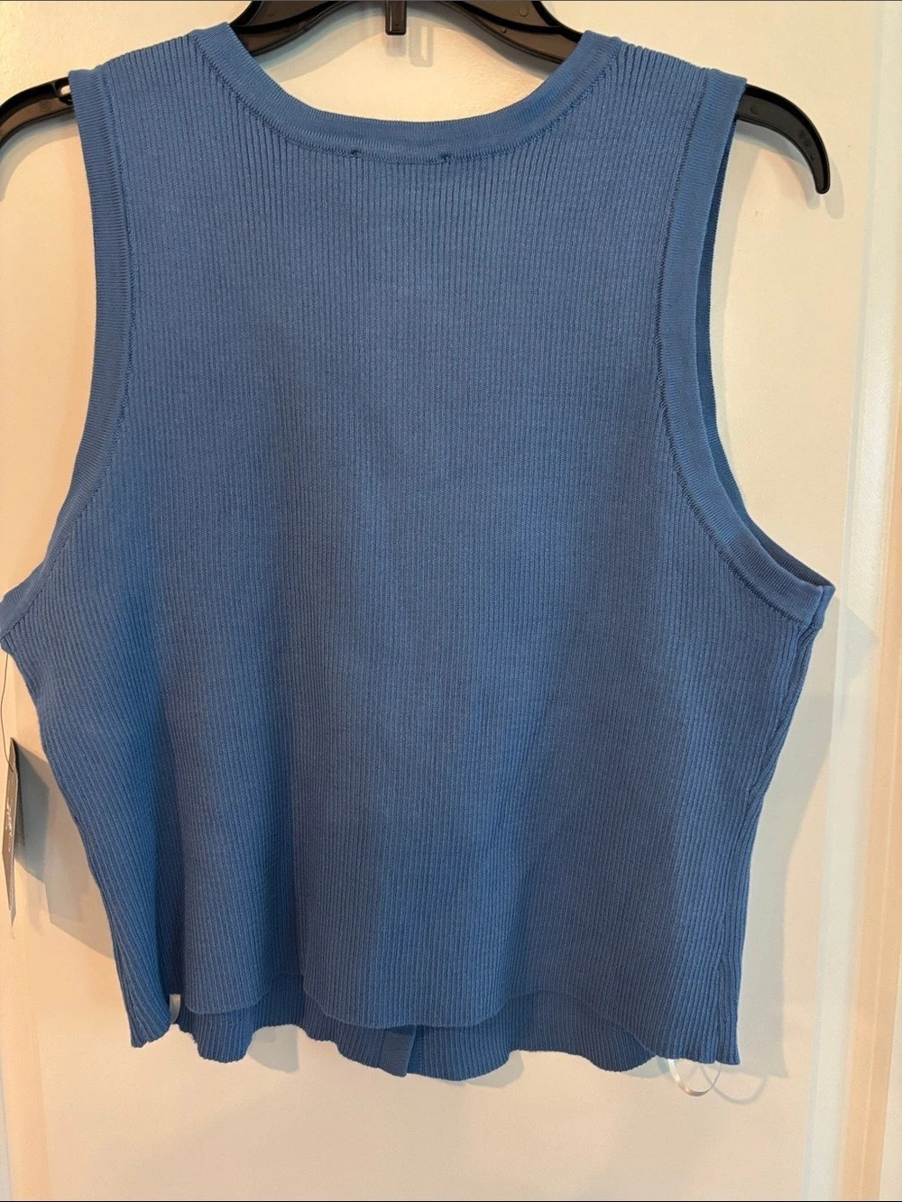 by&by Blue Ribbed Button Front Tank NWT - Picture 3 of 5